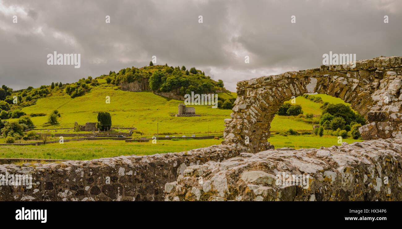 Klösterliche Ruinen von Fore Abbey im County Westmeath, Irland Stockfoto