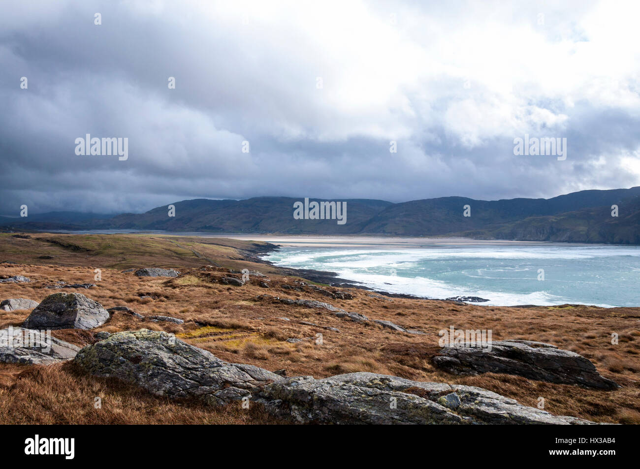 Wellen brechen sich an Maghera Strand in der Nähe von Ardara, County Donegal, Irland Teil Irlands Wild Atlantic Way Stockfoto