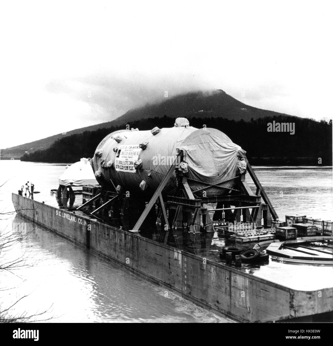 Kahn auf dem Wasser, 1970. Bild mit freundlicher Genehmigung US Department of Energy. Stockfoto