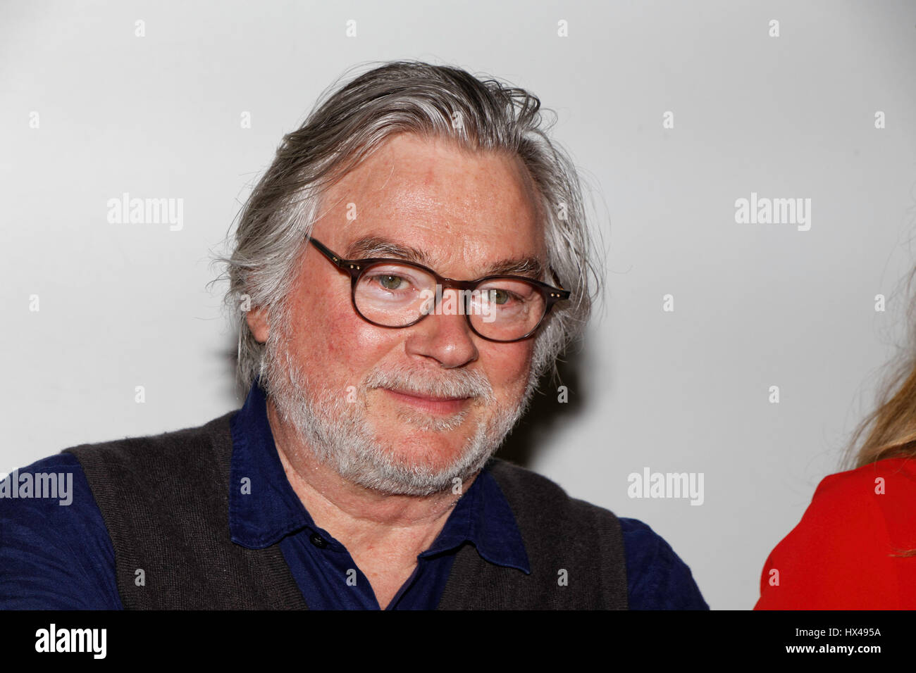 Paris, Frankreich. 24. März 2017. Christian Rauth betreut die Abschlussveranstaltung der Kampagne Don'actions aus der französischen Secours Populaire in Paris, Frankreich. Bildnachweis: Bernard Menigault/Alamy Live-Nachrichten Stockfoto