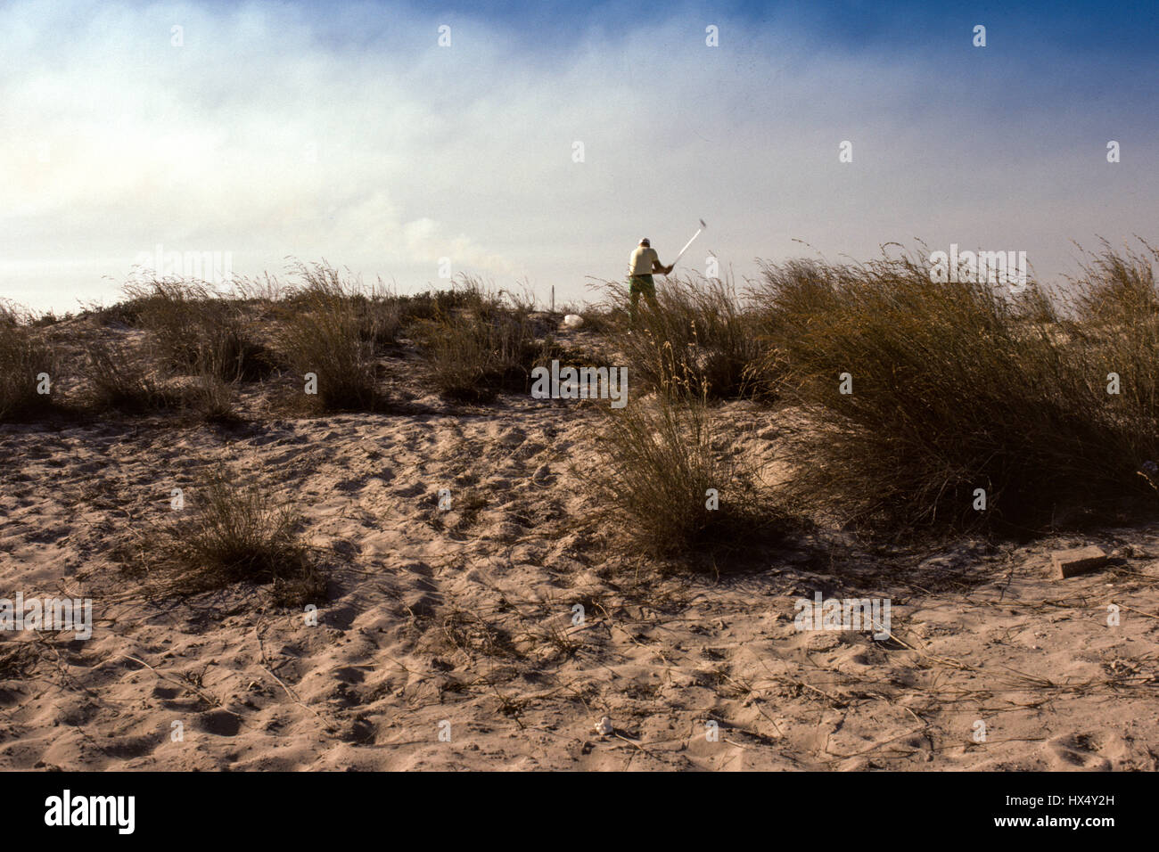 Expats, die Golfen von Öltanks in das Tanklager in die größte Ölraffinerie der Welt befindet sich in Ras Tanura, an der Ostküste von Saudi Arabien. Stockfoto