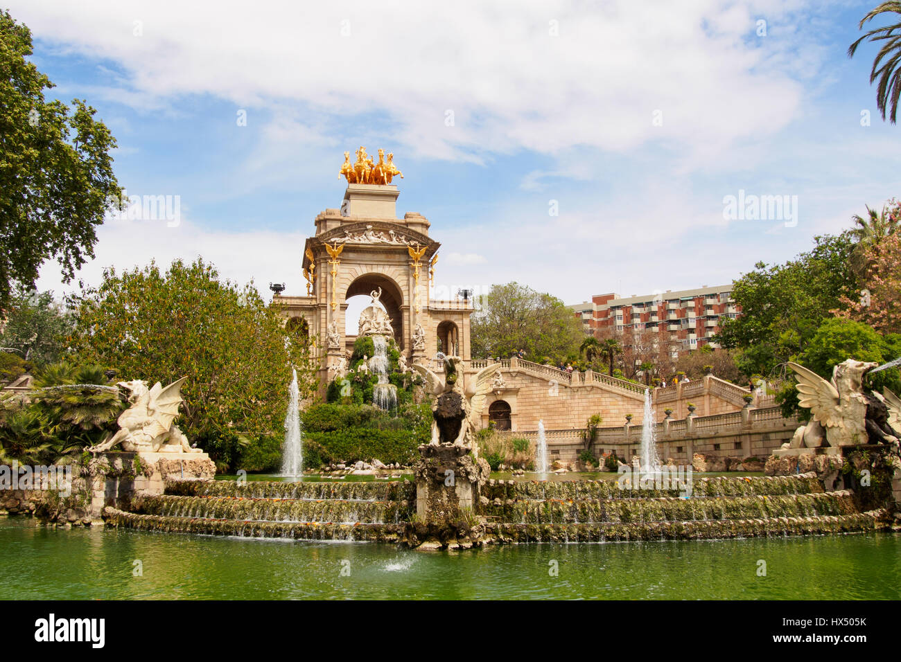 Monumentale Cascada (Wasserfall) befindet sich im Parc De La Ciutadella, Barcelona. Stockfoto