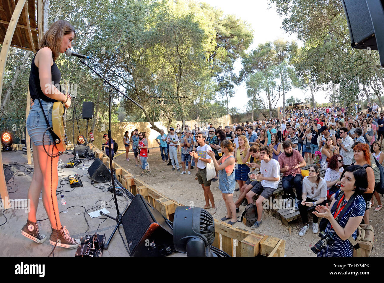 BARCELONA - 3 JUL: Trauern (Band aus Katalonien) Konzert in Vida Festival am 3. Juli 2015 in Barcelona, Spanien. Stockfoto