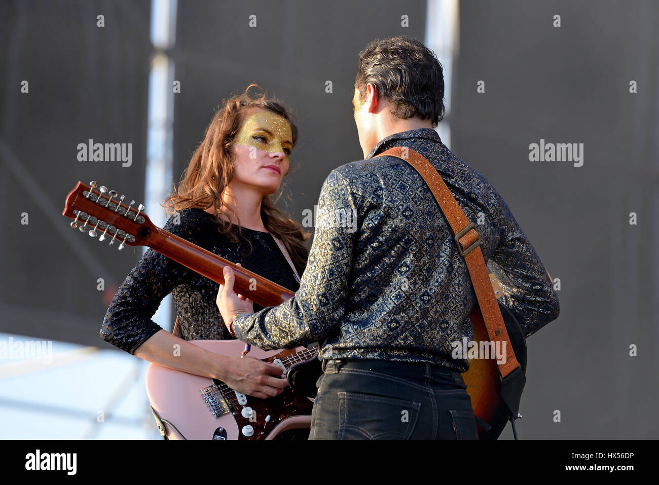 BENICASSIM, Spanien - JUL 17: Moodoid (psychedelic-Rock-Fusion-Band) in Konzert im FIB-Festival am 17. Juli 2015 in Benicassim, Spanien. Stockfoto