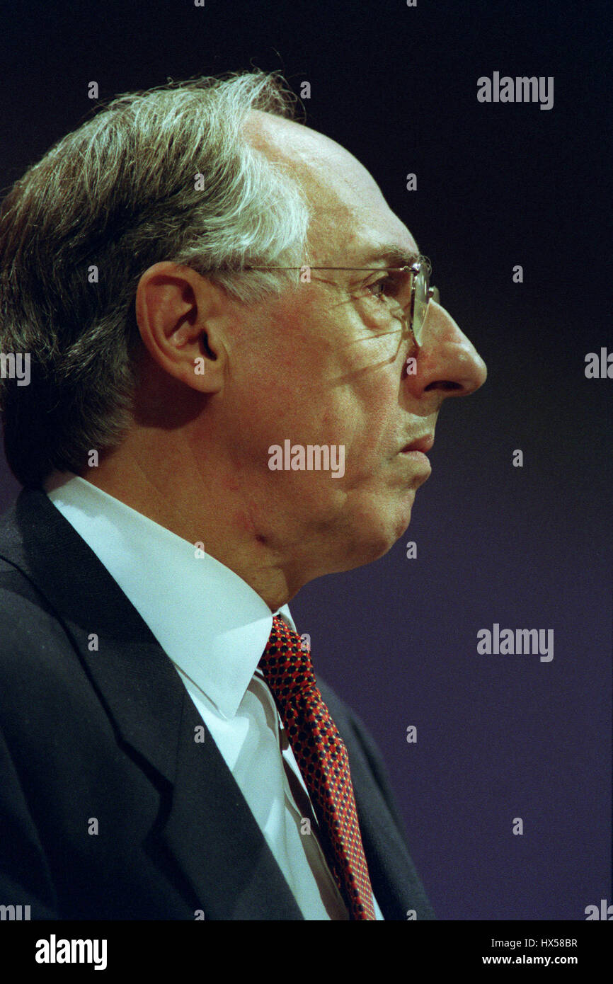 DONALD DEWAR MP Staatssekretär für Schottland 12. Oktober 1998 Stockfoto