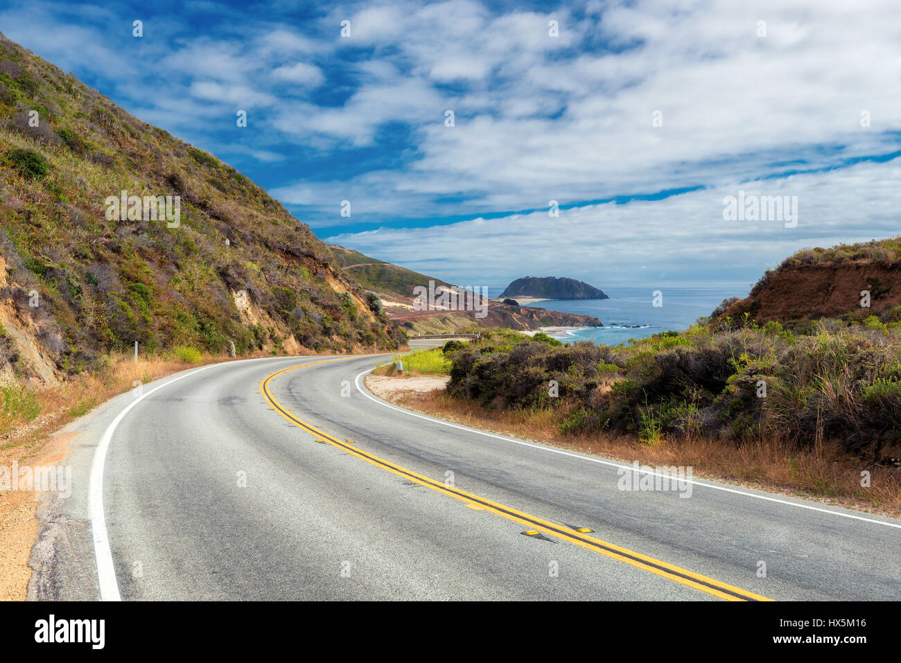 Pacific Coast Highway (Highway 1) am südlichen Ende des Big Sur, Kalifornien Stockfoto