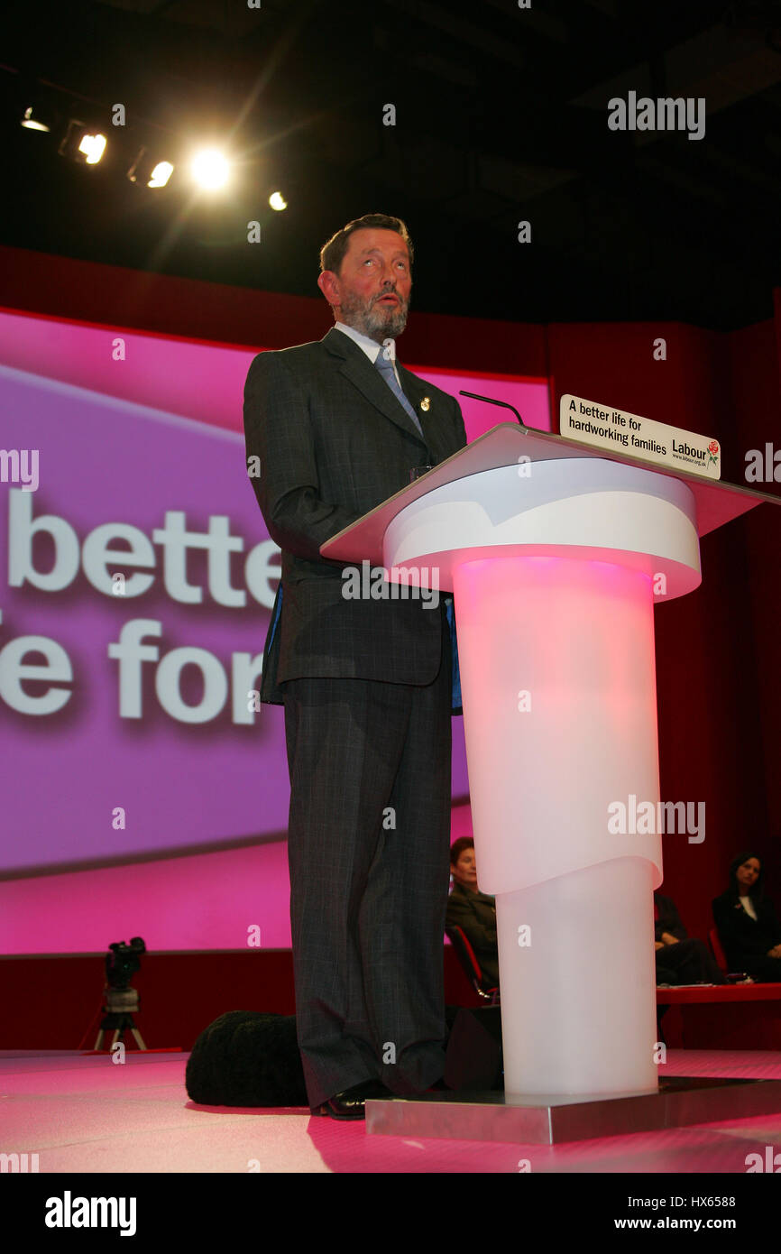 INNENMINISTER DAVID BLUNKETT MP 29. September 2004 der BRIGHTON CENTRE BRIGHTON ENGLAND Stockfoto