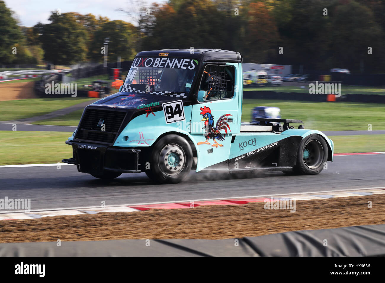 LKW-keine 94 brüllend Runde Clearways Ecke in Brands Hatch Rennstrecke bei der Abschlussbesprechung BTRC 2016 Stockfoto