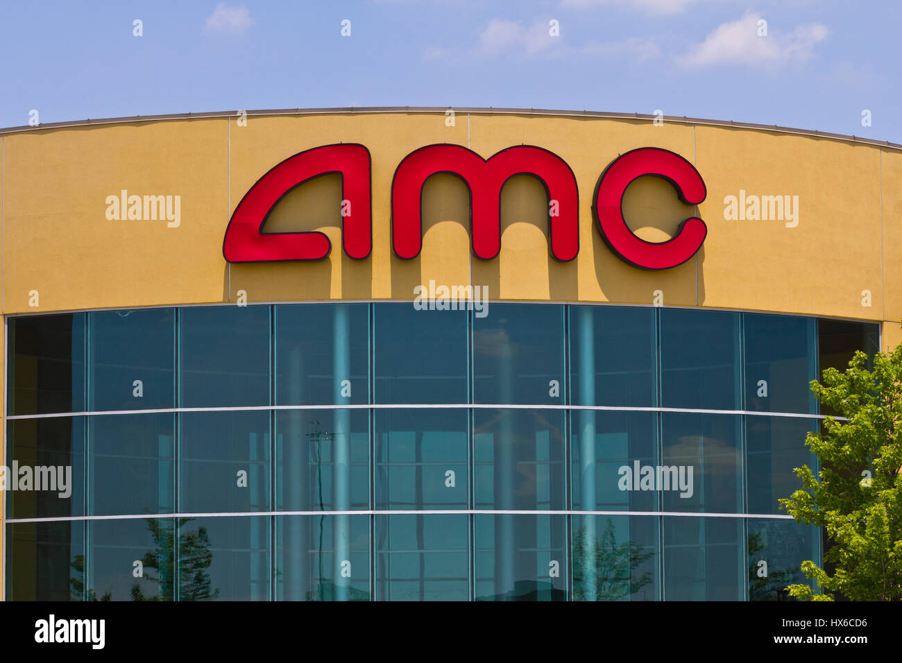 Indianapolis - ca. Juni 2016: AMC Kino Lage. AMC-Theater ist ein amerikanischer Film Theater Chain II Stockfoto