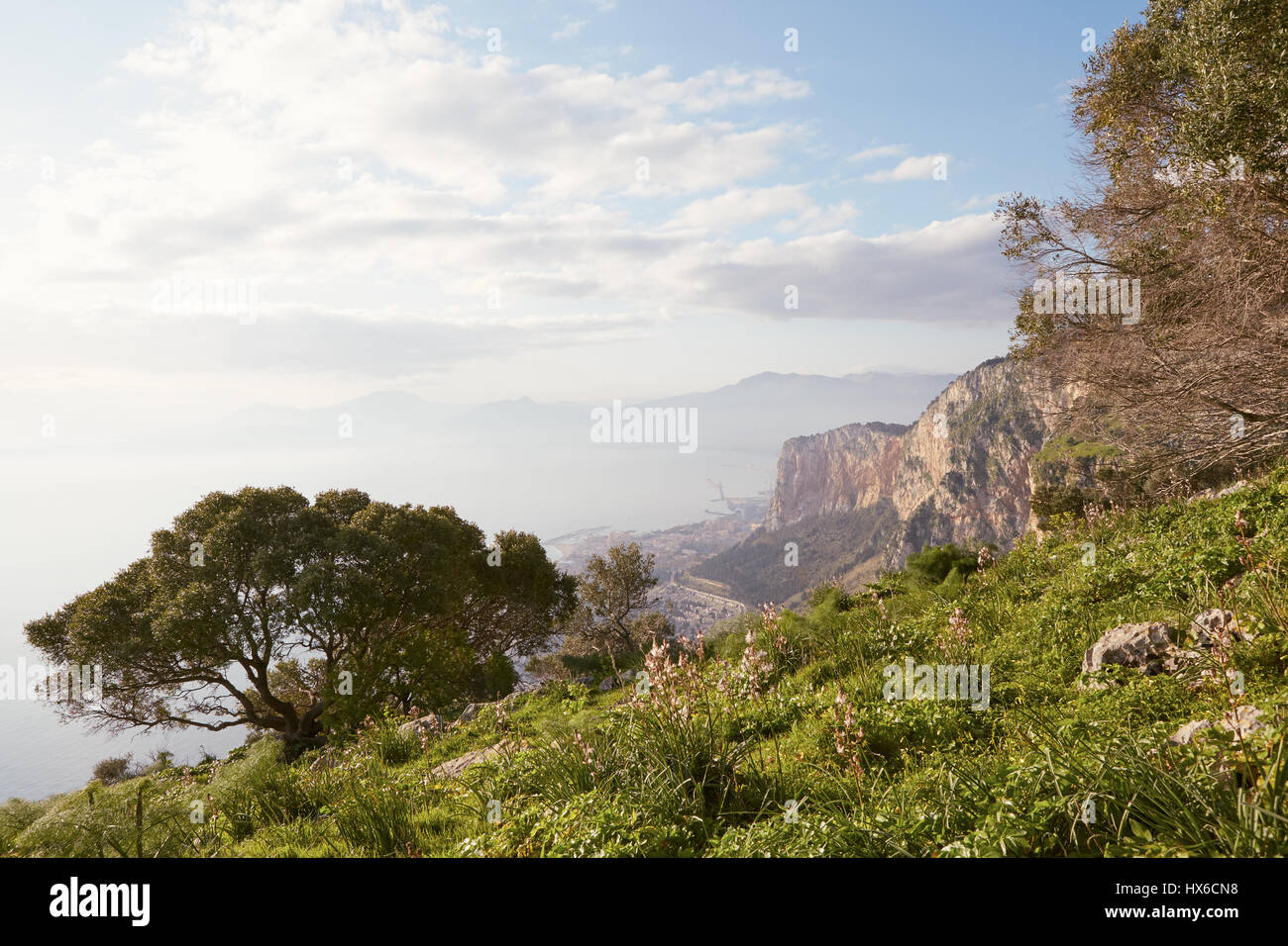 Monte Pellegrino Blick auf Palermo Hafen Stockfoto