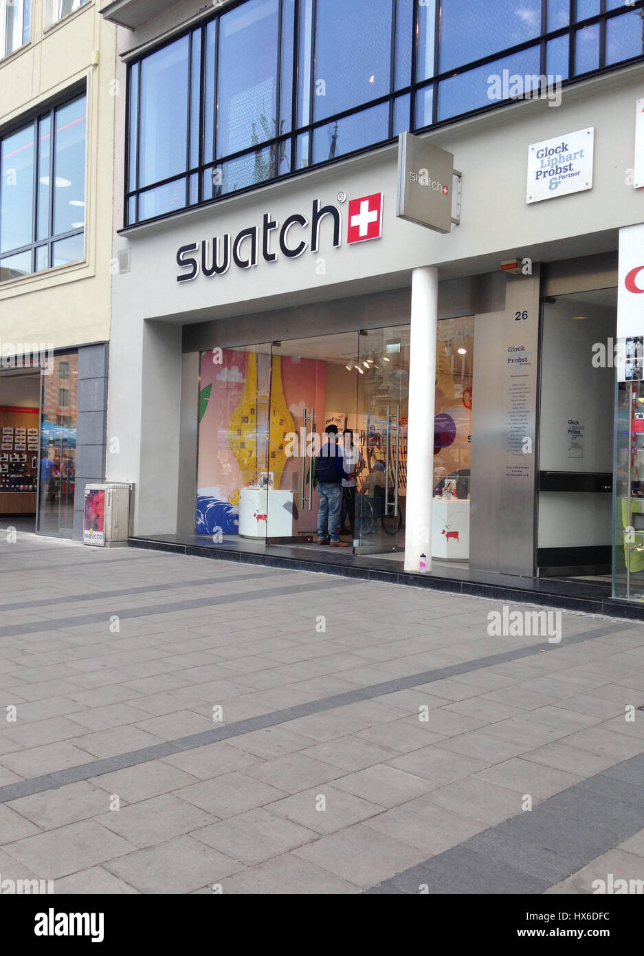 Swatch retail store -Fotos und -Bildmaterial in hoher Auflösung – Alamy