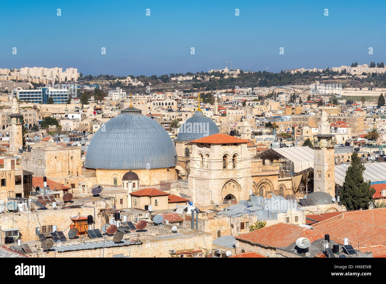 Skyline der Altstadt von Jerusalem und die Grabeskirche, Jerusalem, Israel. Stockfoto