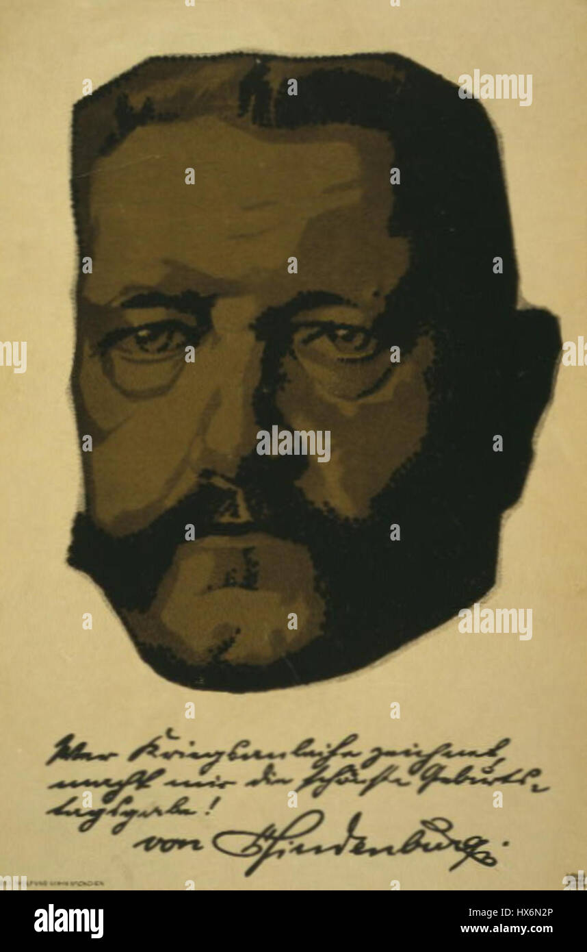 Dieses Poster aus dem Ersten Weltkrieg zeigt Paul von Hindenburg, den deutschen Feldmarschall, als Symbol für Stärke und militärische Führung. Das Bild unterstreicht seine Rolle im Krieg und seinen Einfluss auf die deutsche Moral während des Konflikts. Stockfoto