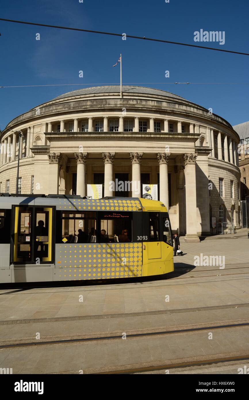 Metrolink Straßenbahn in St Peter es Square im Stadtzentrum von Manchester. Stockfoto
