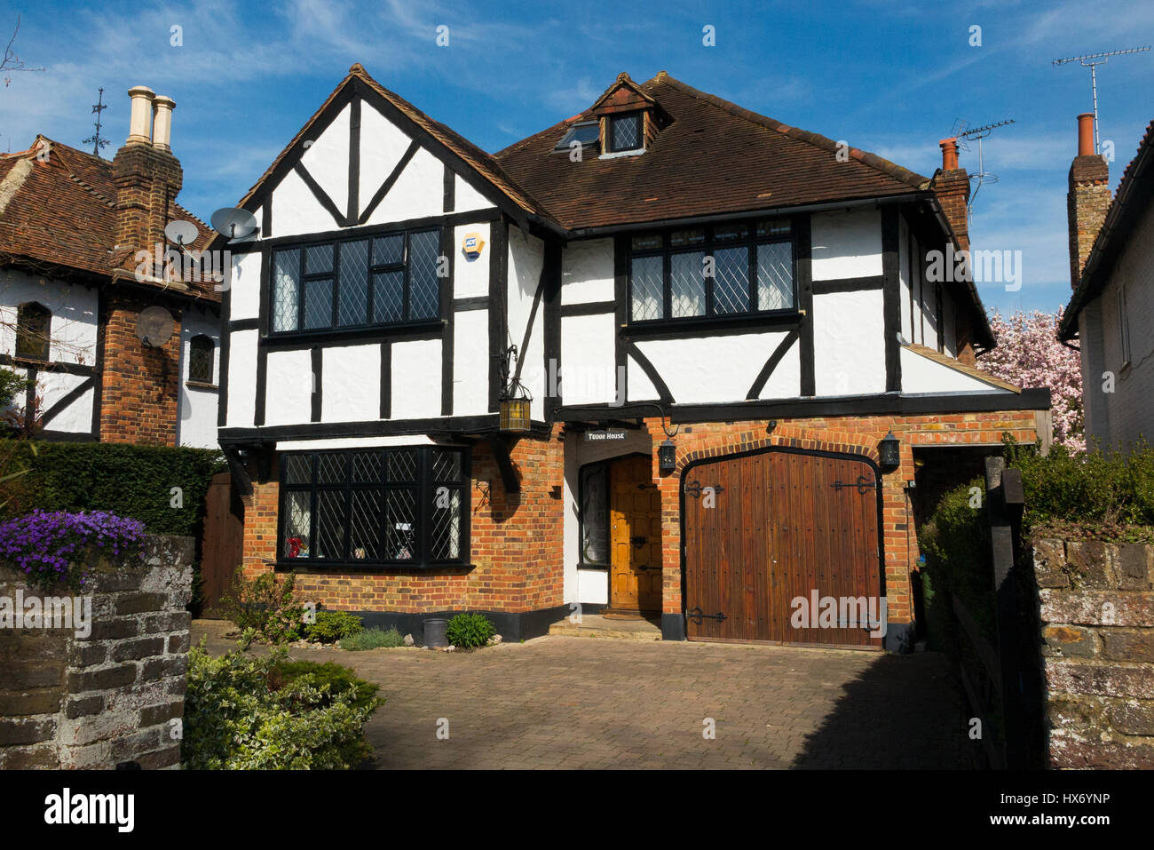Haus Einfahrt Uk Stockfotos und -bilder Kaufen - Alamy
