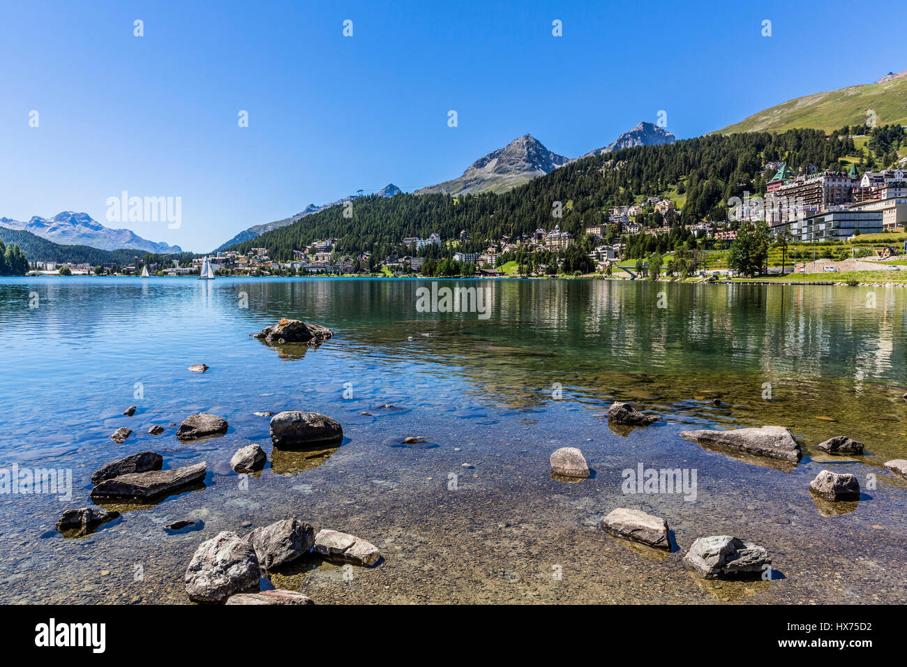 St. Moritz im Oberengadin Engadin Region Maloja, Kanton Graubünden, Corviglia, Piz Nair, St. Moritzersee, hinten Piz Julier Stockfoto