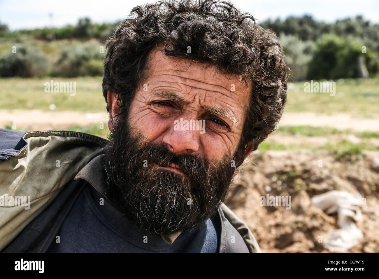 Dies ist ein palästinensischer Mann, die ihre Ausbildung für die Arbeit, jetzt 45 Jahre alt und er hat 11 Söhne. Er ist ein Bauer Erdbeere hat mehr als zwanzig Jahre. Stockfoto