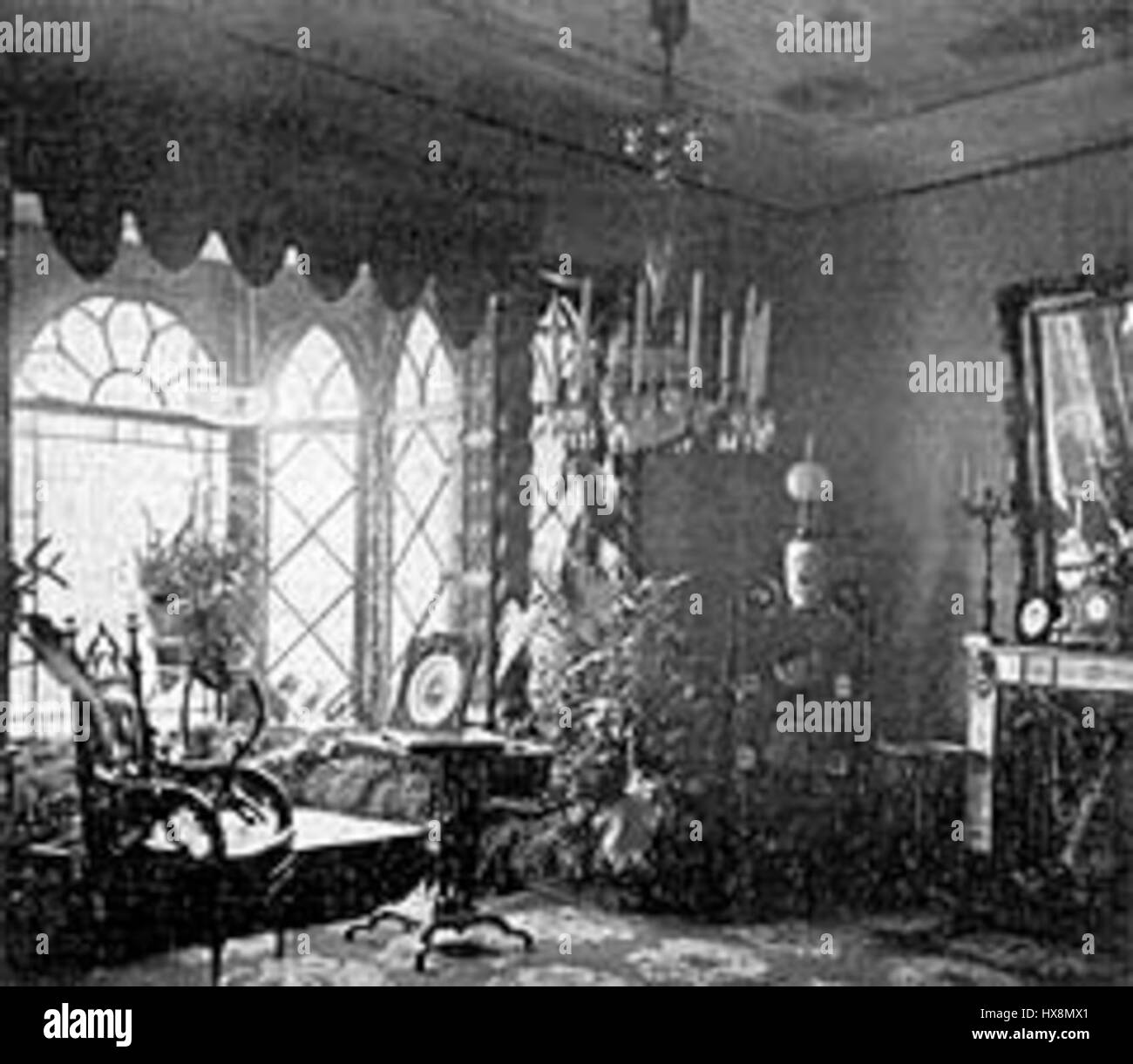 *Kindheit in Krasnojarsk* bezieht sich auf eine nostalgische Darstellung der frühen Jahre einer Person in der sibirischen Stadt Krasnojarsk, Russland. Das Stück vermittelt ein Gefühl der regionalen Identität und die kulturelle Bedeutung des Aufwuchses an diesem abgelegenen Ort. Stockfoto