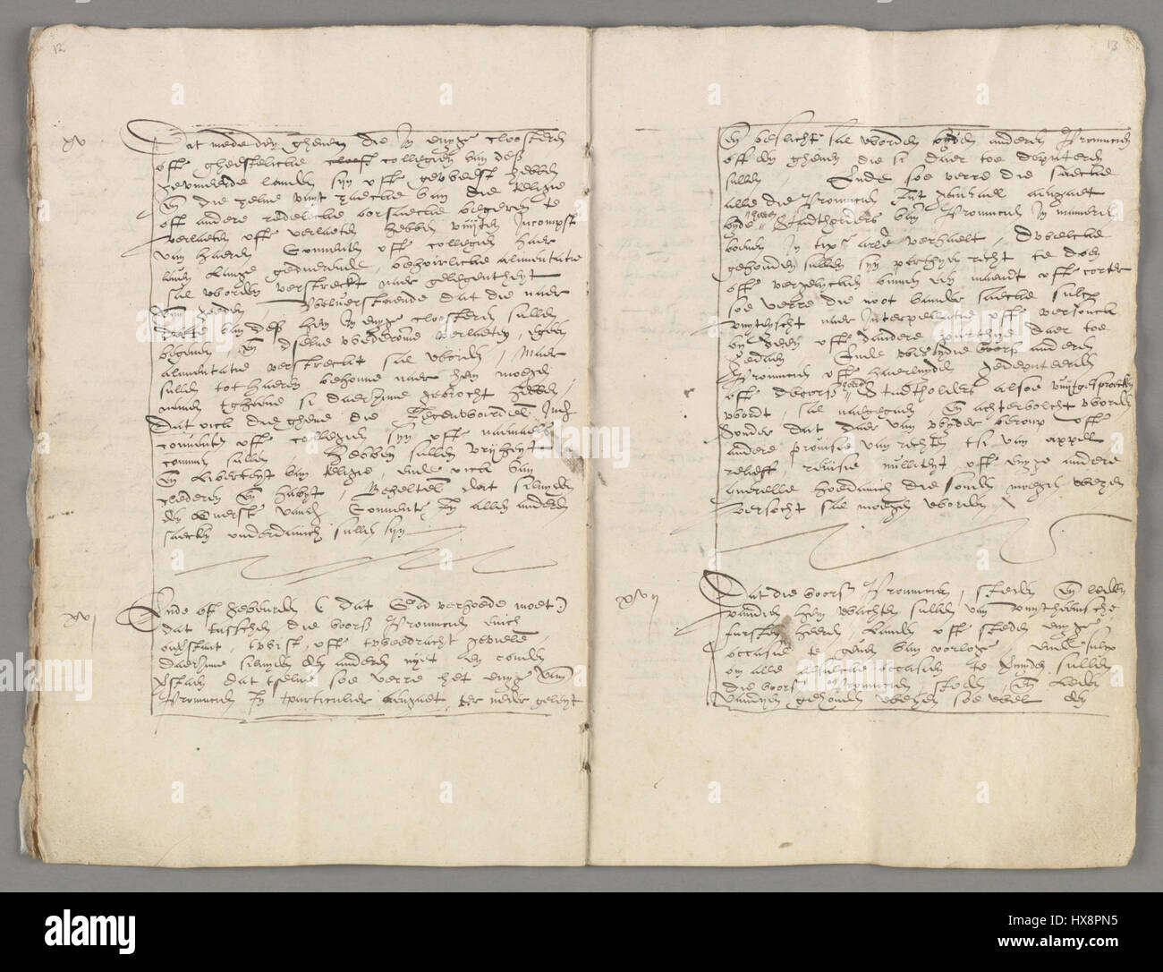 Dieses Archivdokument mit der Bezeichnung „NL HANA 1.01.19 2623 007“ bezieht sich auf die Union von Utrecht, eine bedeutende historische Vereinbarung in der niederländischen Geschichte. Das Dokument spiegelt den politischen und historischen Kontext der damaligen Zeit wider und hebt die Vereinigung der nördlichen Provinzen der Niederlande im Jahr 1579 hervor. Stockfoto