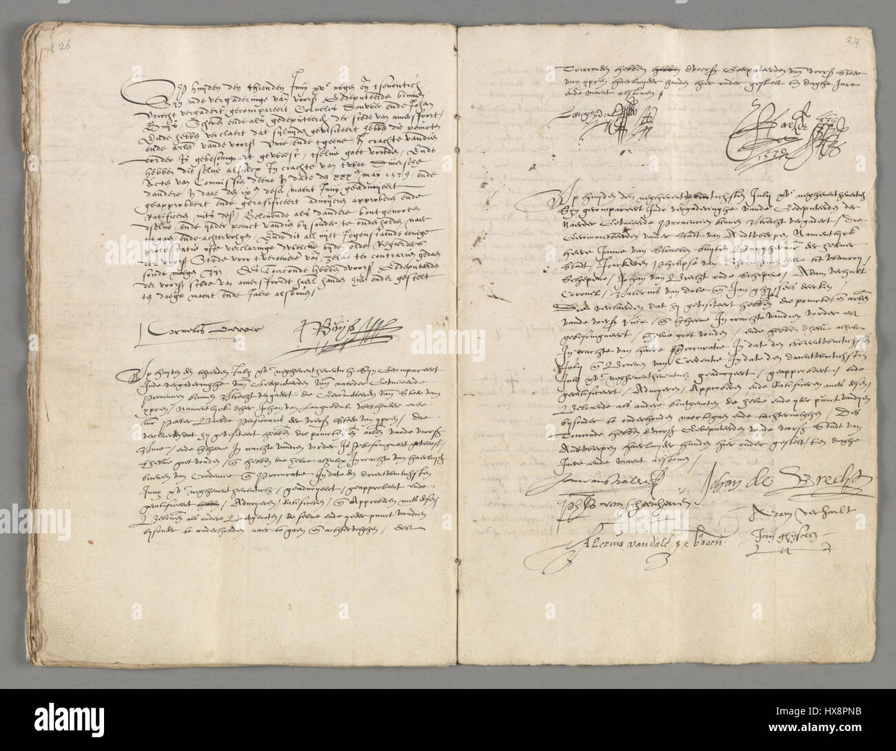 Die Unie van Utrecht (Union of Utrecht) ist ein historisches Dokument aus den Niederlanden, das 1579 unterzeichnet wurde. Es markiert die Gründung der Niederländischen Republik und festigte die Einheit der nördlichen Provinzen gegen die spanische Herrschaft. Stockfoto