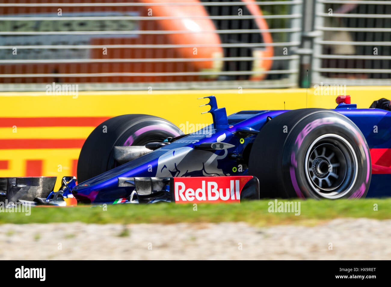 Melbourne, Australien. 26. März 2017.  Daniil KVYAT RUS 26 im ersten Rennen der Saison, die 2017 Formel 1 Rolex Australian Grand Prix, Australien am 26. März 2017 für die SCUDERIA TORO ROSSO fahren. Bildnachweis: Dave Hewison Sport/Alamy Live-Nachrichten Stockfoto
