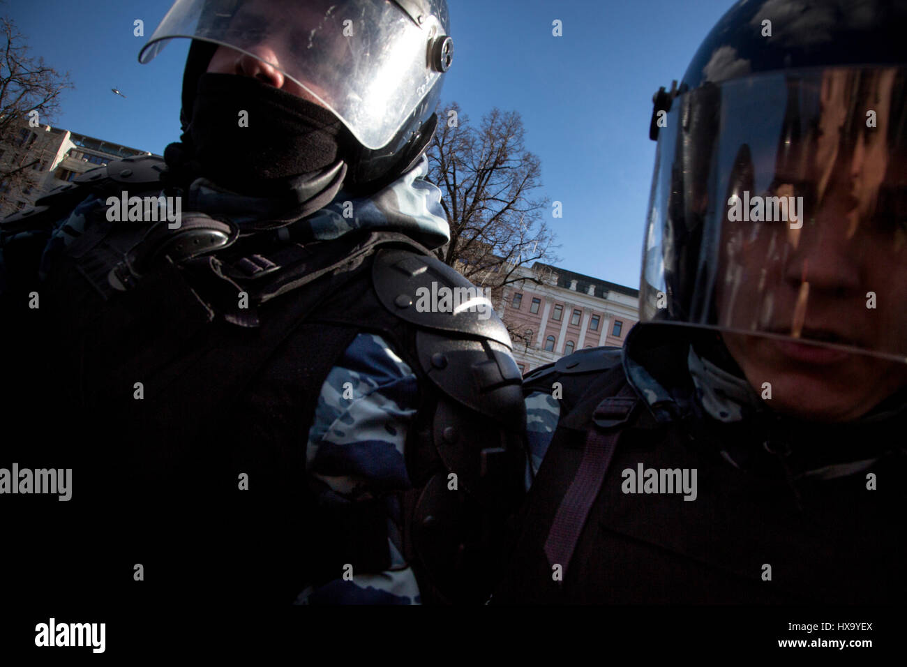 Moskau, Russland. 26. März 2017. Nicht autorisierte Anti-Korruptions-Rallye in zentrale Moskau Credit: Nikolay Vinokurov/Alamy Live News Stockfoto