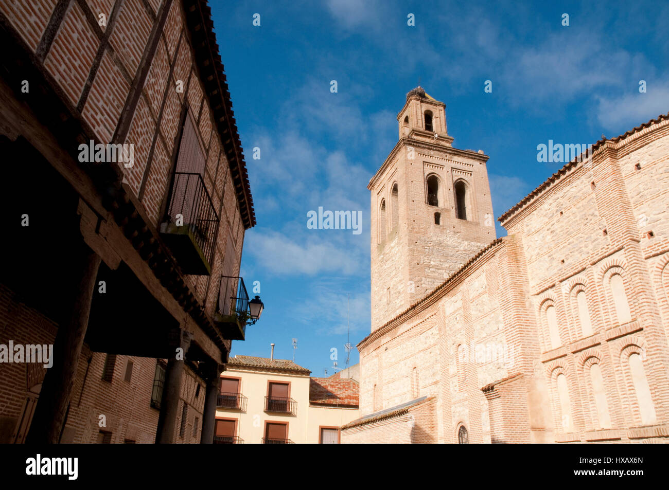 Plaza De La Villa und Santa María Kirche. Arevalo, Provinz Ávila, Kastilien-Leon, Spanien. Stockfoto