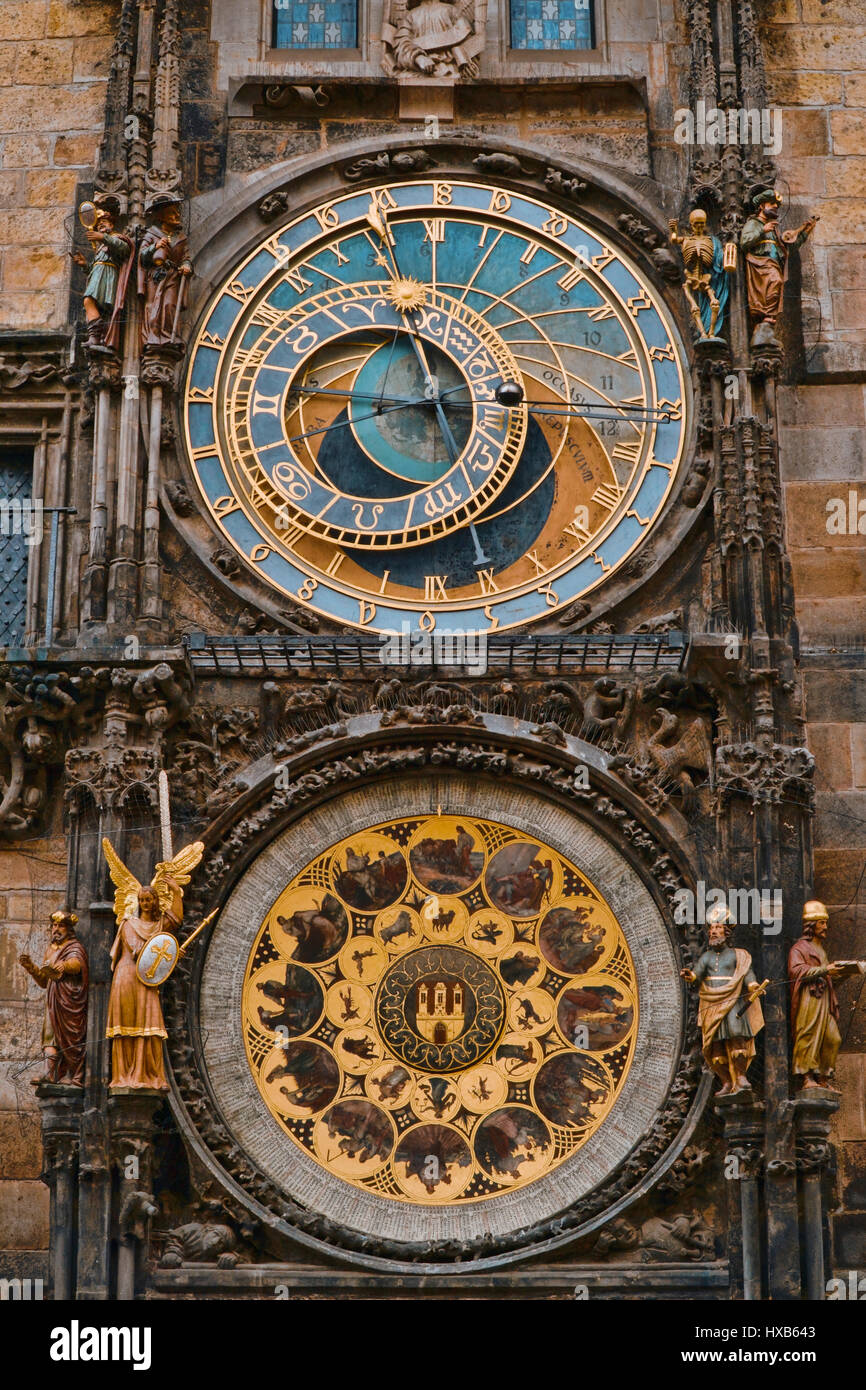 Sehenswürdigkeit in Prag die astronomische Uhr am Altstädter Ring Stockfoto