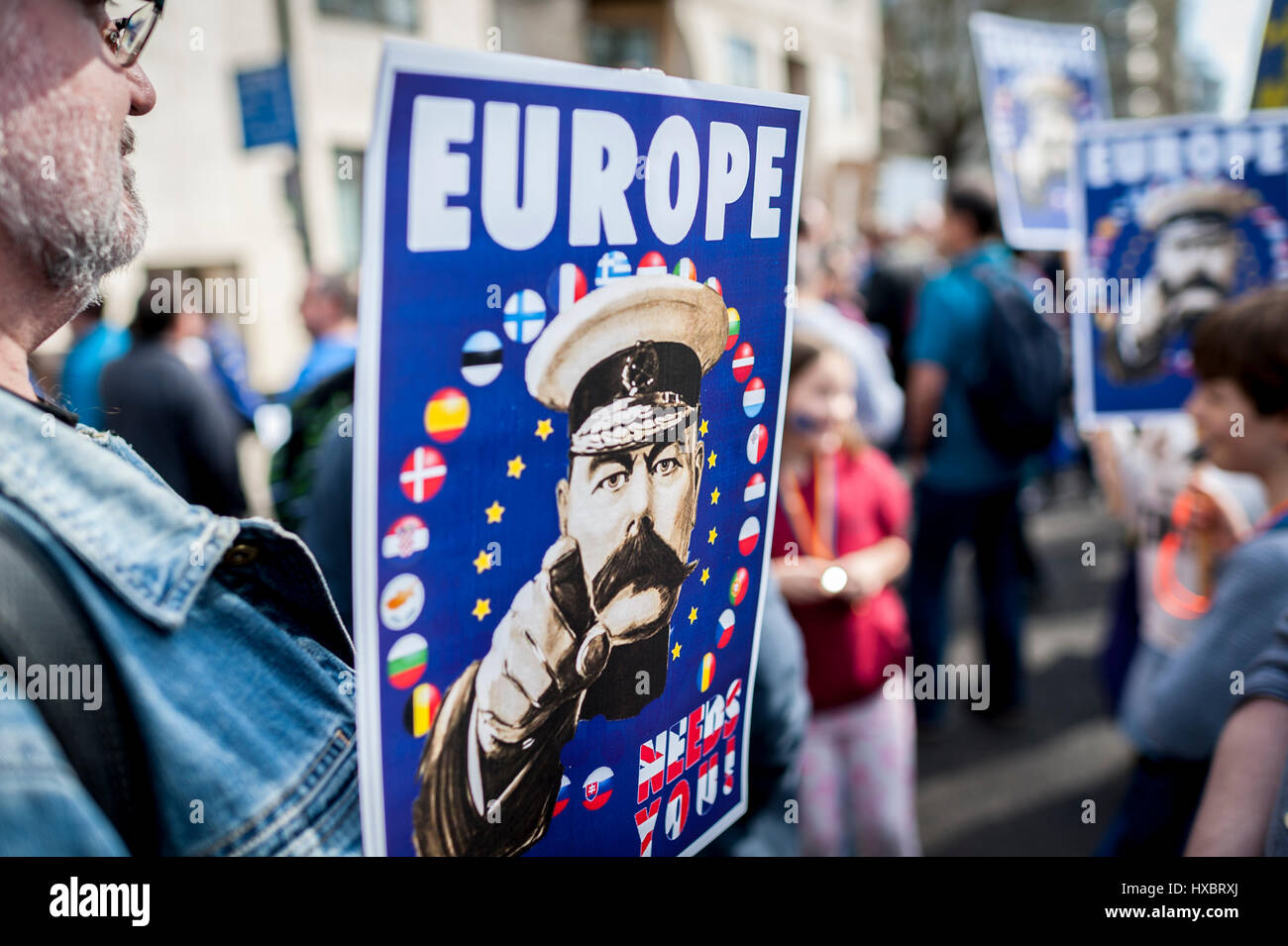 Der Marsch für Europa in London auf Samstag, 25. März 2017. Demo vom Hyde Park, Parliament Square. Von organisiert der Bewegung Unite für Europa. Stockfoto