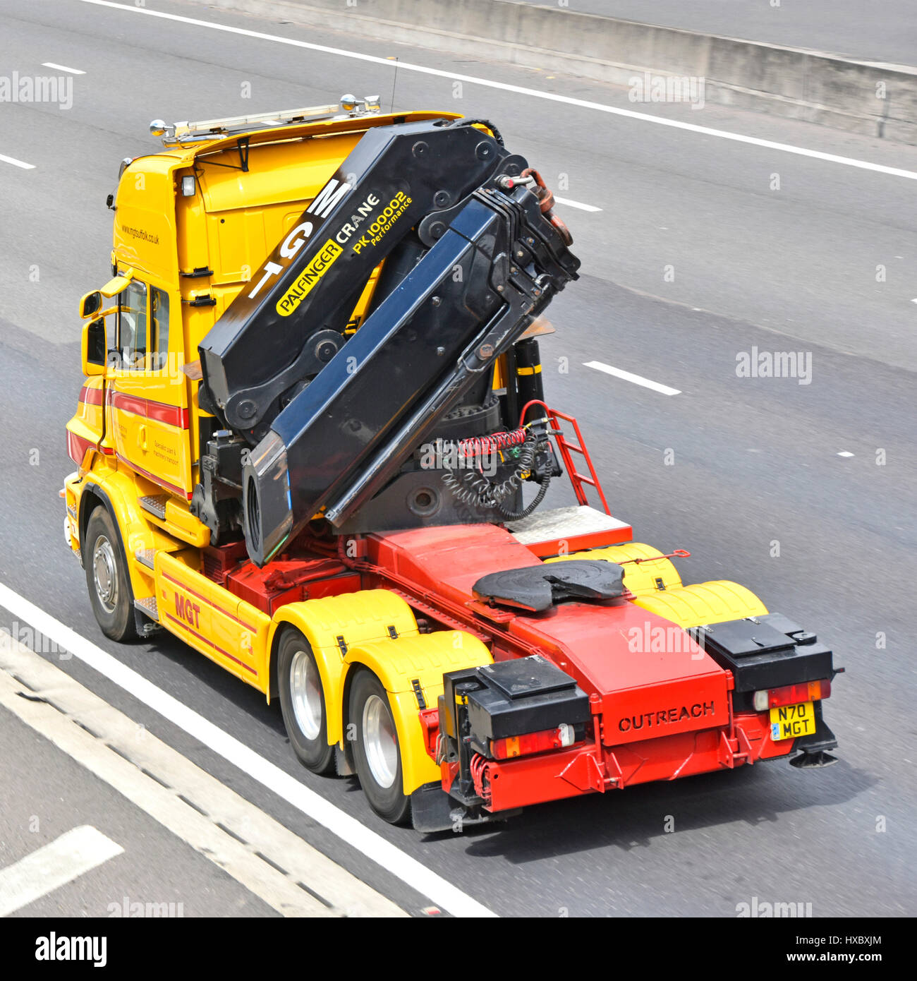 Artikuliert LKW Logistik LKW uk LKW ohne Anhänger fahren auf English UK