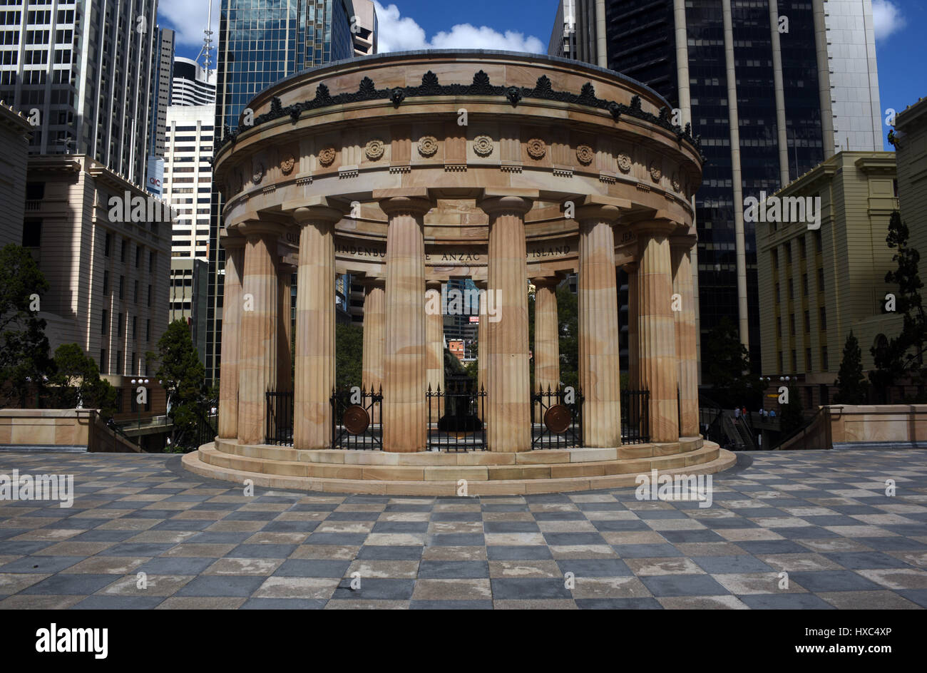 Brisbane, Australien: Schrein des Remembance war Memorial in Anzac Square, die ewige Flamme. Stockfoto