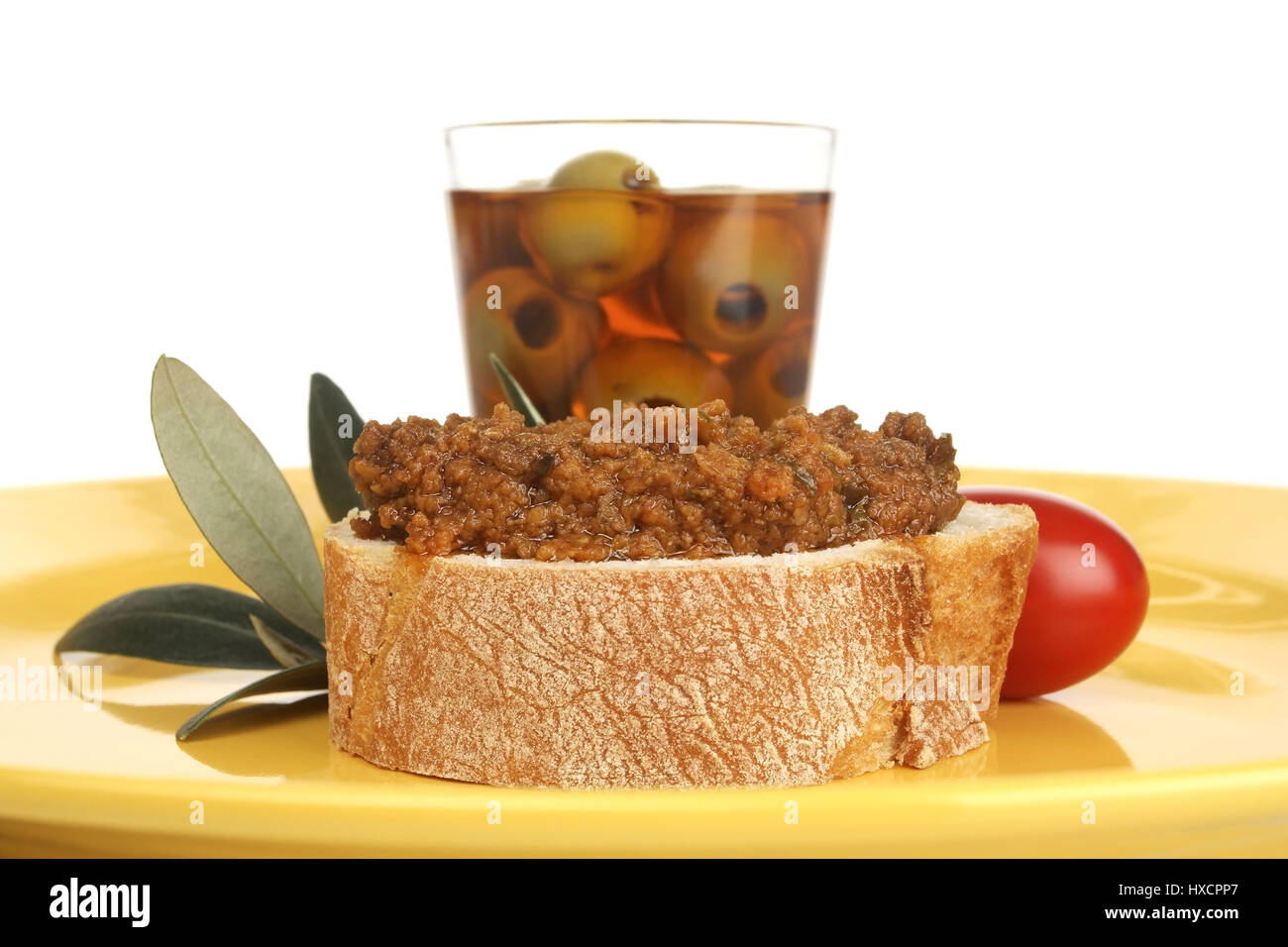 Ciabatta mit Pesto, Tomaten und Oliven, Ciabatta Mit Pesto, Tomaten Und ...