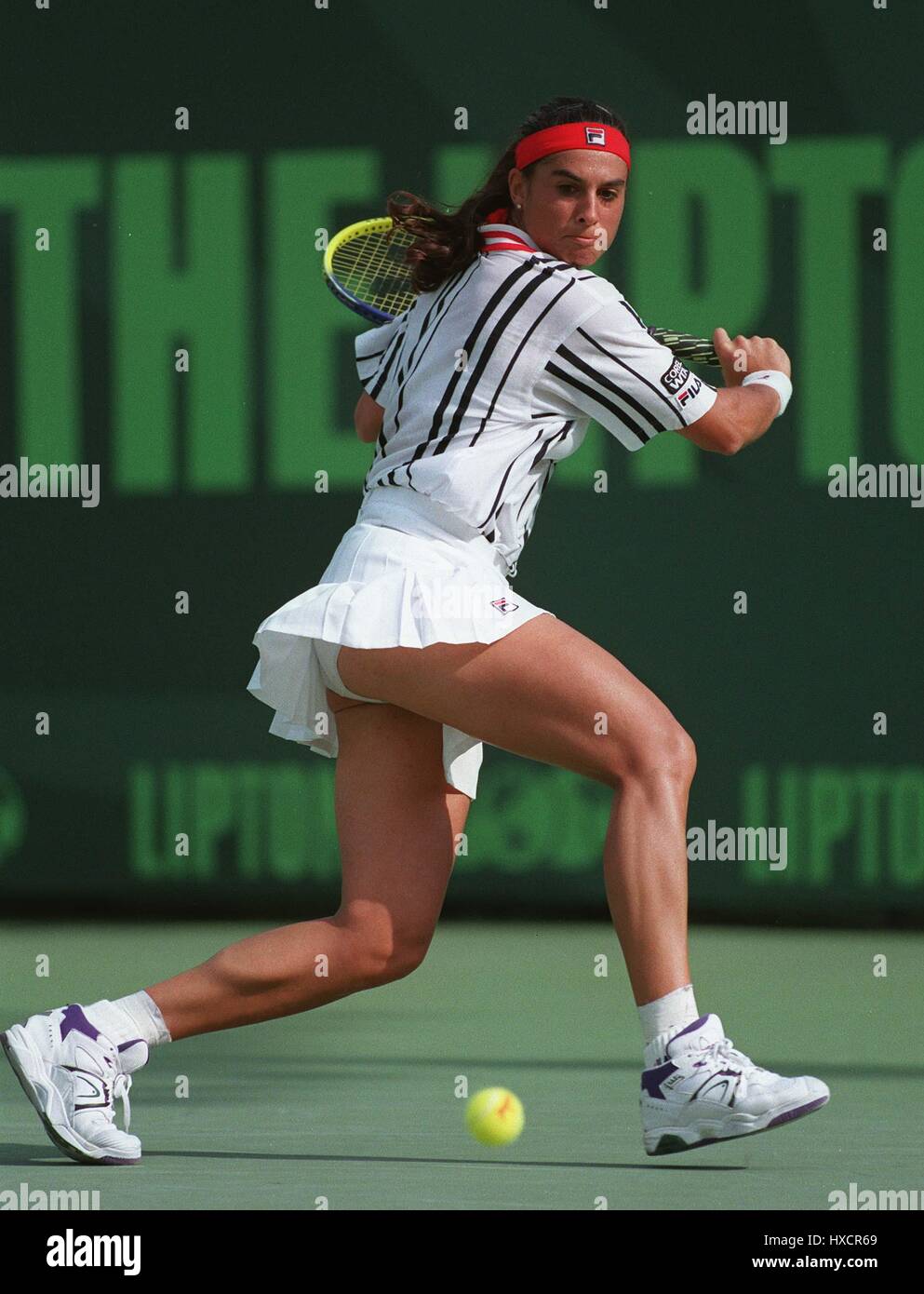 GABRIELA SABATINI Argentinien 2. April 1996 Stockfotografie - Alamy