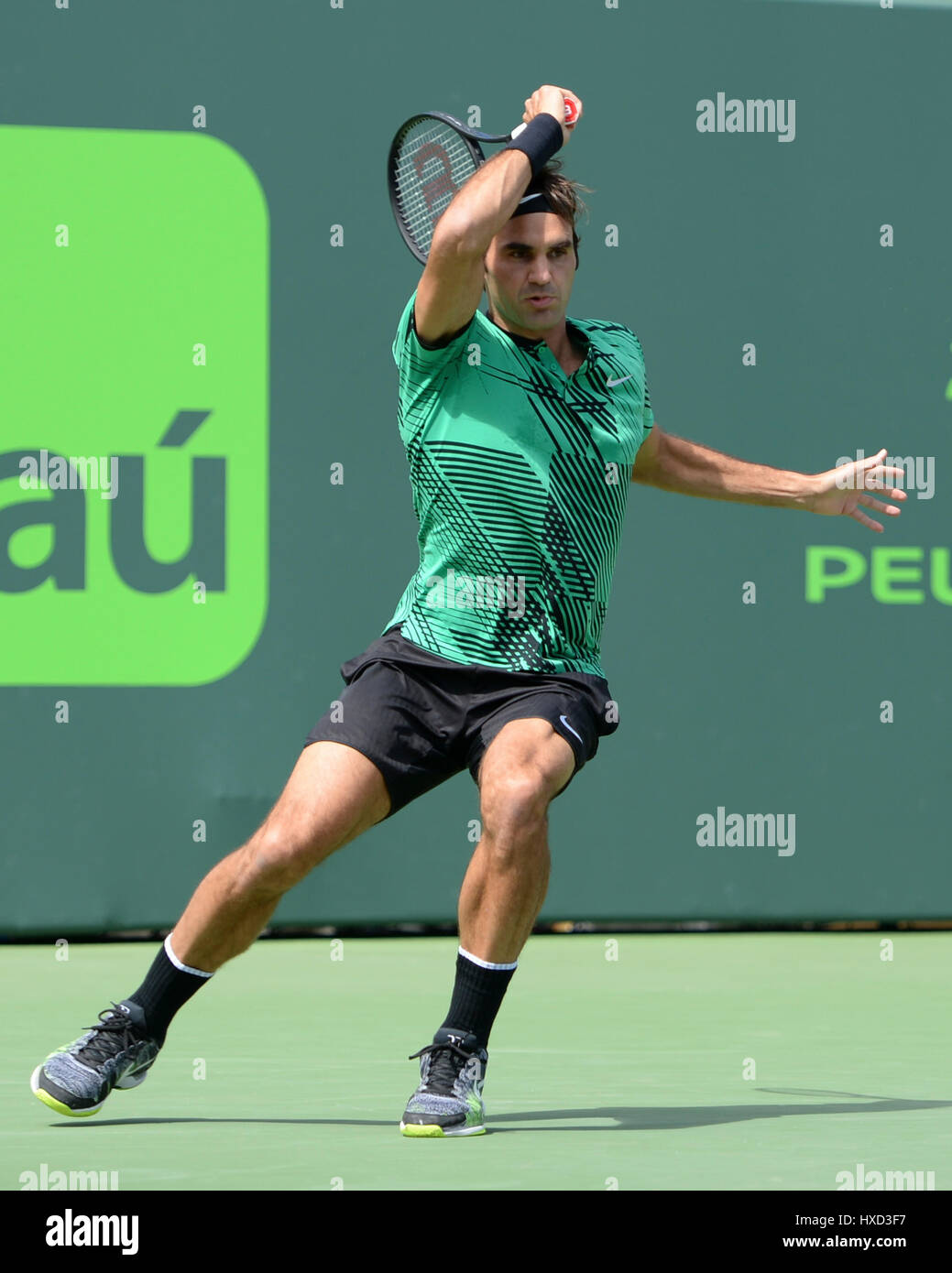 Miami, Key Biscayne, Florida, USA. 27. März 2017. Roger Federer (SUI)  Niederlagen Juan Martin del Potro (ARG) mit 6-3, 6-4, bei den Miami Open  gespielt im Crandon Park Tennis Center in Miami,