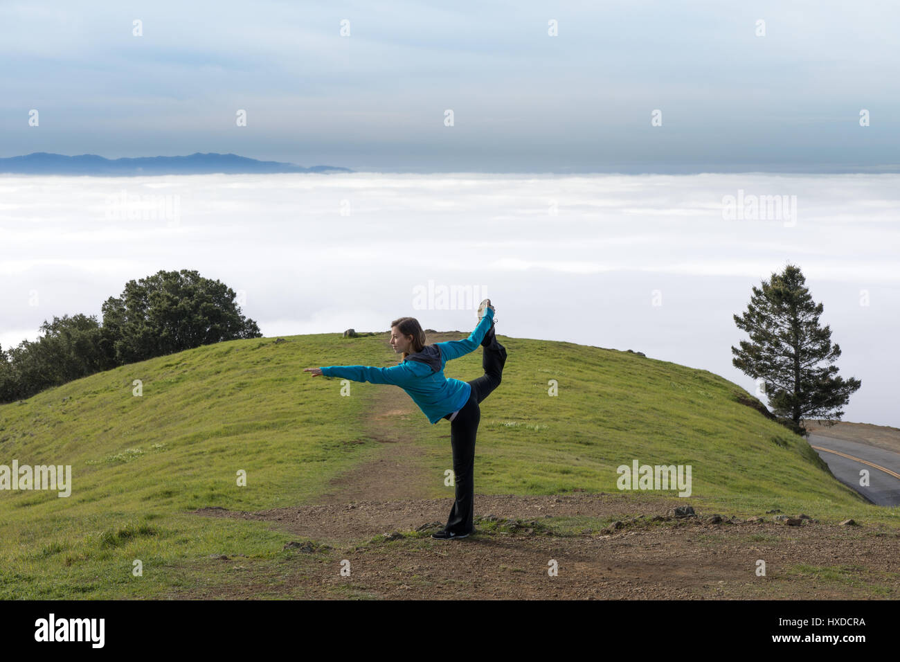 Yoga in der Natur Stockfoto