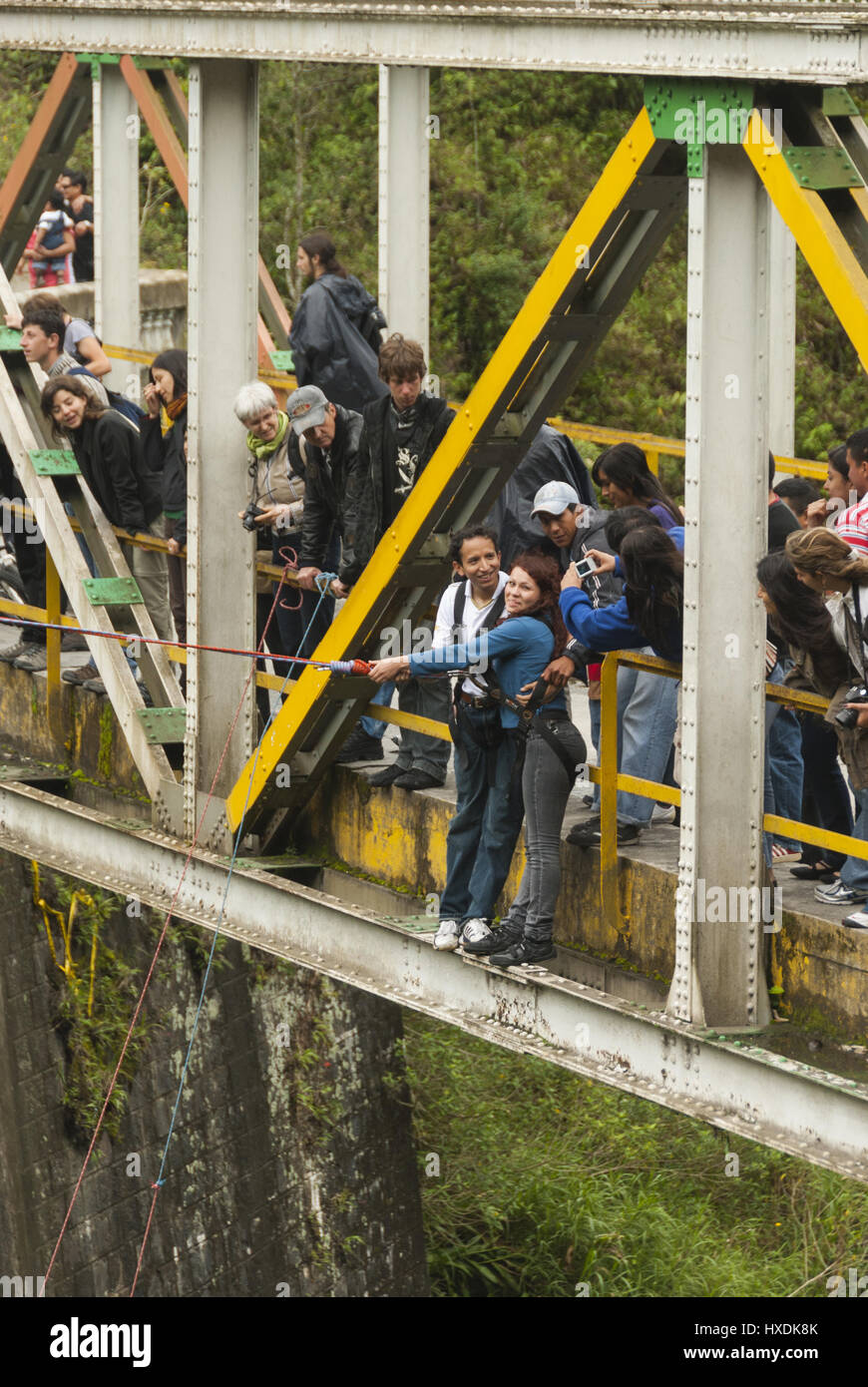 Ecuador, Pastaza River Canyon unterhalb Banos, schwingen, springen Stockfoto