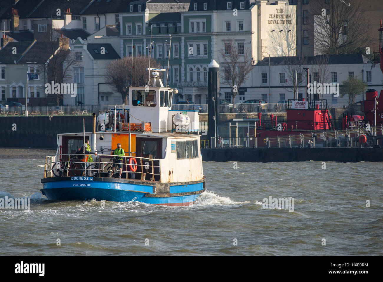 Fähre Tilbury-Gravesend Transport Schiff Schiff Passagiere Themse Kreuzung Stockfoto