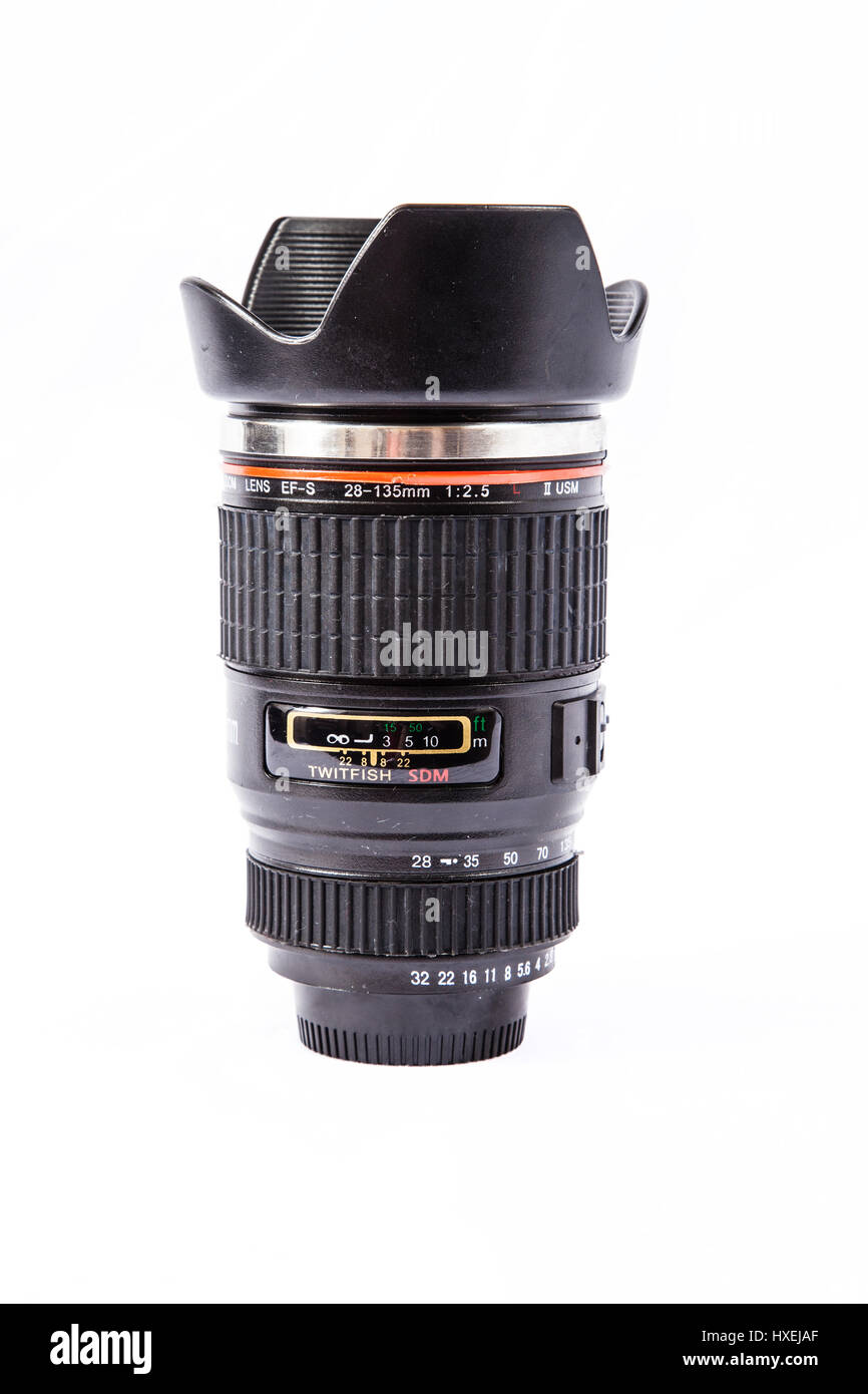 Canon Objektiv Travel Mug Stockfoto