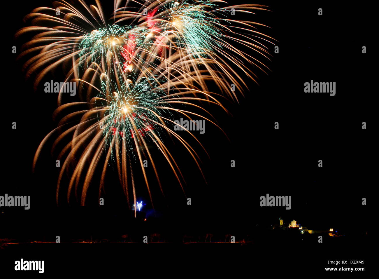 Atemberaubendes Feuerwerk in Malta Stockfoto