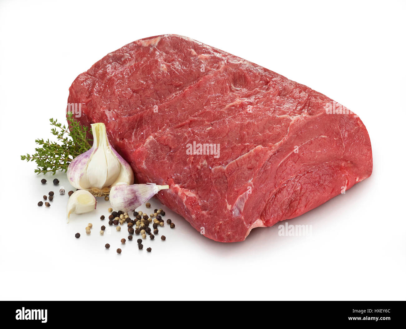 Rohe Roastbeef Rind, Thymian (Thymus), Knoblauch (Allium Sativum) und