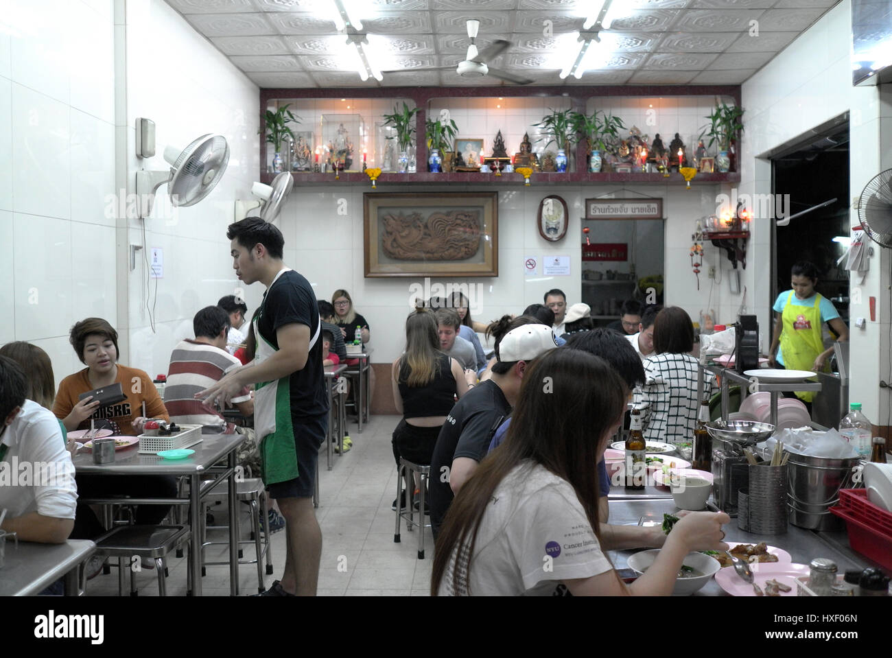 Ein beliebtes Restaurant in Chinatown, befindet sich an der Yaowarat Road im Stadtteil Samphanthawong in Bangkok, Thailand. Die Chinatown in Bangkok ist Stockfoto