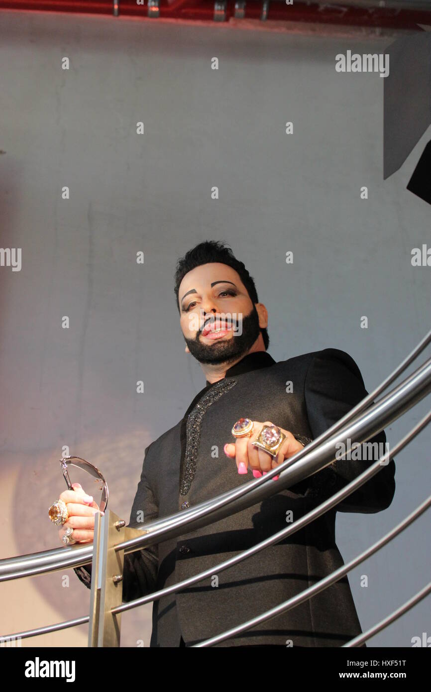 Berlin, Deutschland, 28. August 2014: Designer Harald Glööckler präsentiert sein Label für Engbers Mode. Stockfoto
