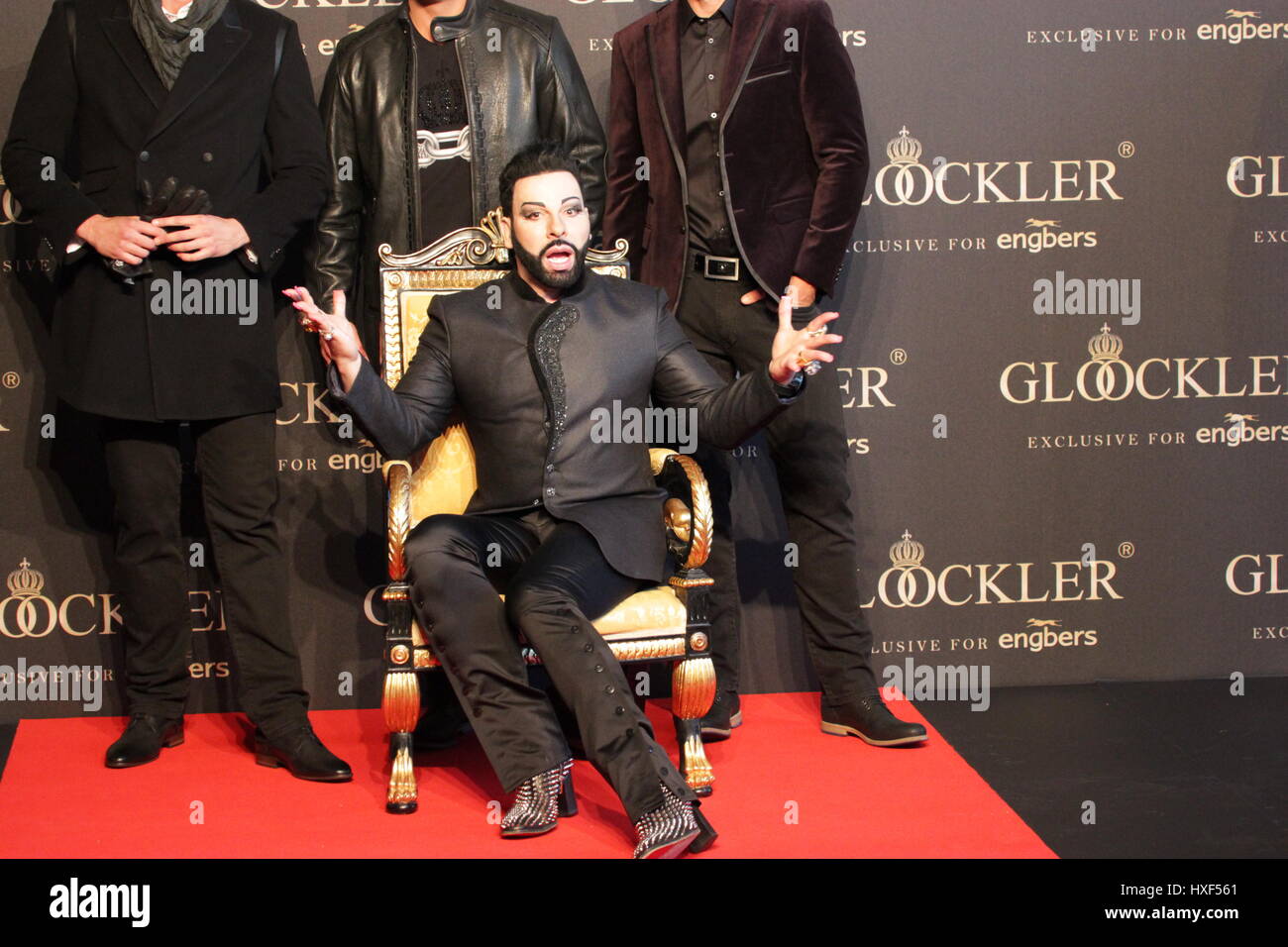 Berlin, Deutschland, 28. August 2014: Designer Harald Glööckler präsentiert sein Label für Engbers Mode. Stockfoto