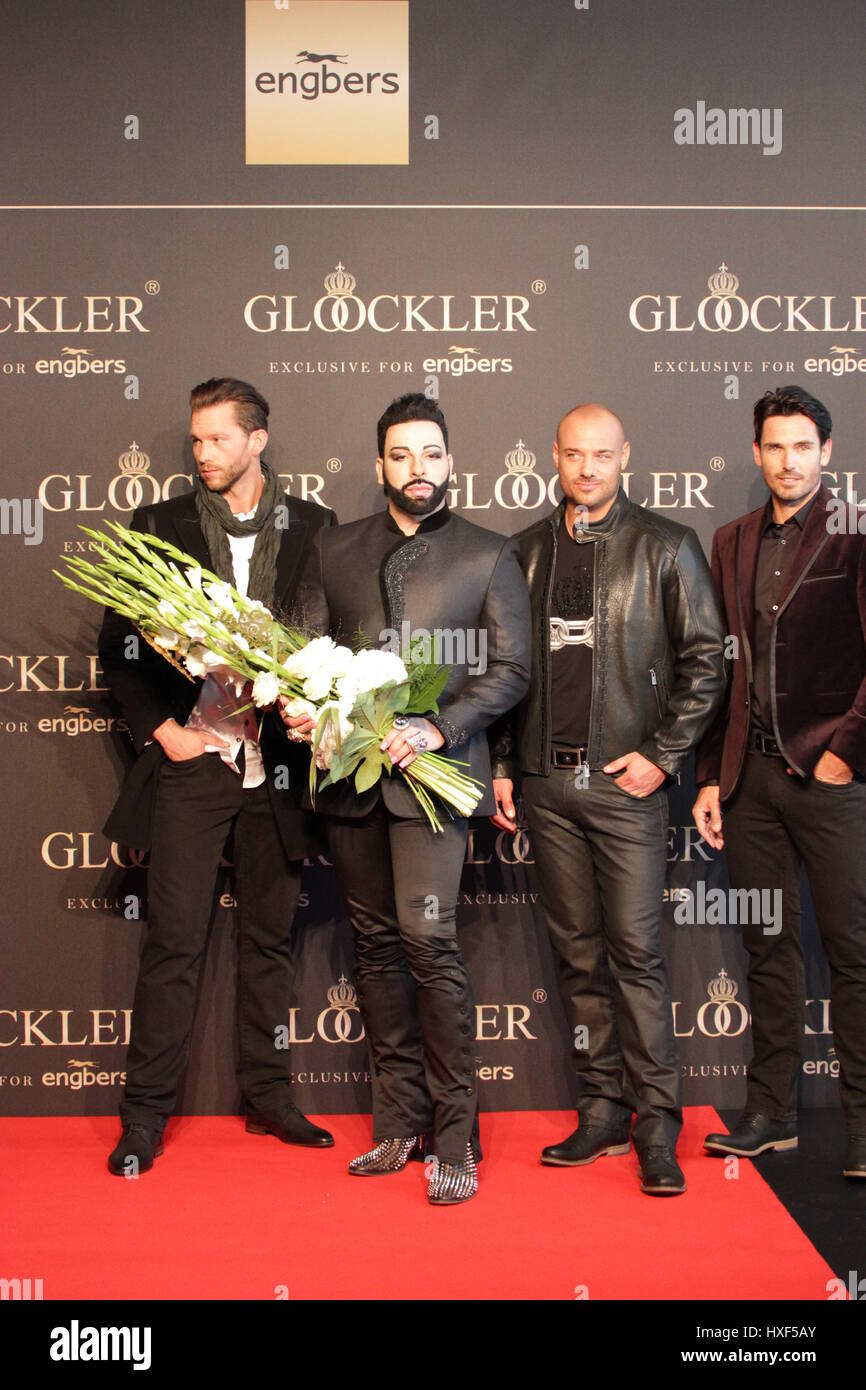 Berlin, Deutschland, 28. August 2014: Designer Harald Glööckler präsentiert sein Label für Engbers Mode. Stockfoto