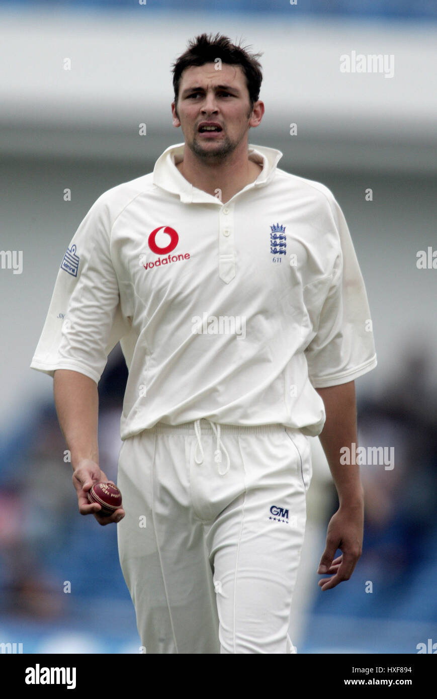 STEPHEN HARMISON ENGLAND HEADINGLEY LEEDS ENGLAND 4. Juni 2004 Stockfoto