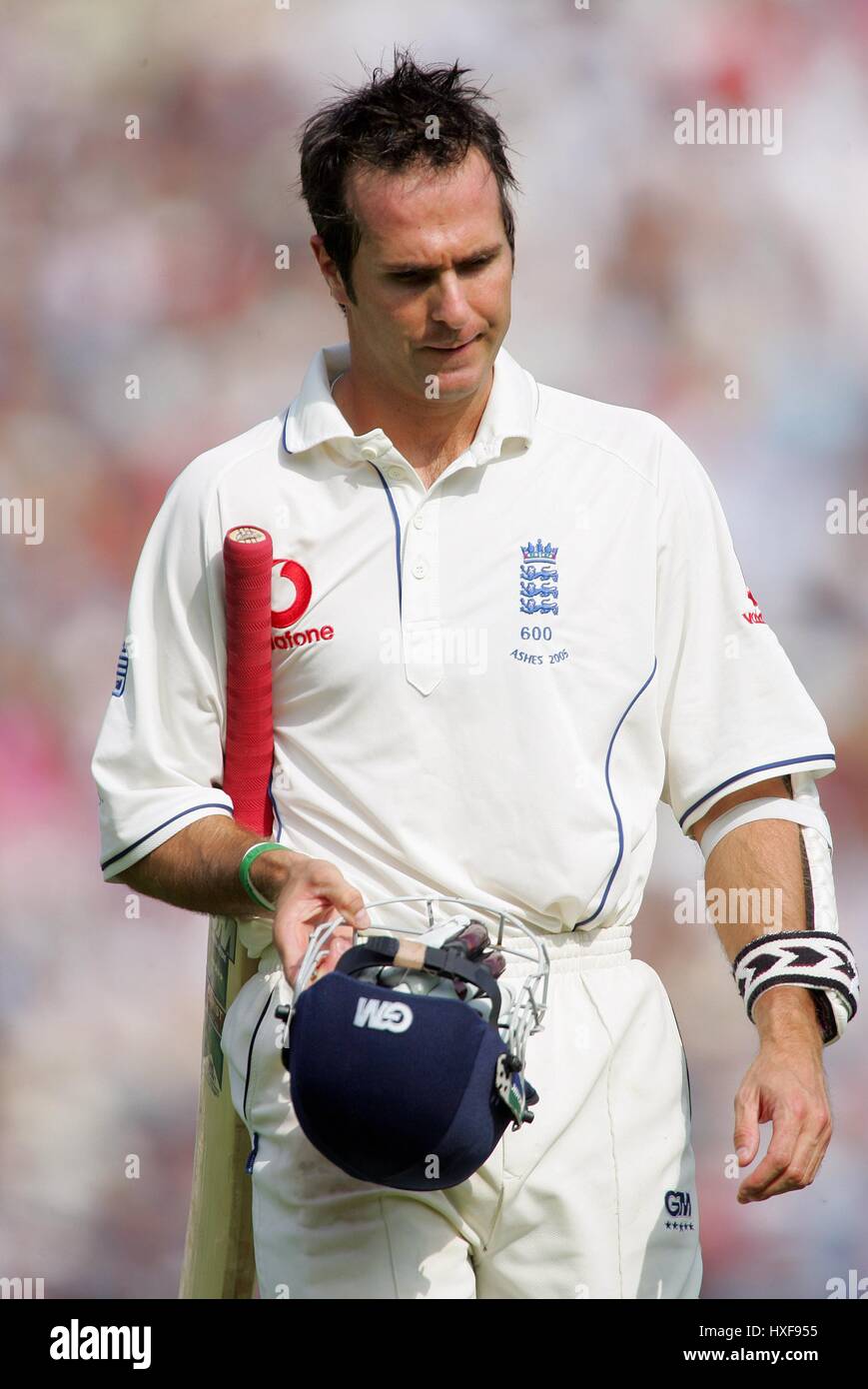 MICHAEL VAUGHAN ENGLAND BRIT OVAL LONDON 12. September 2005 Stockfoto