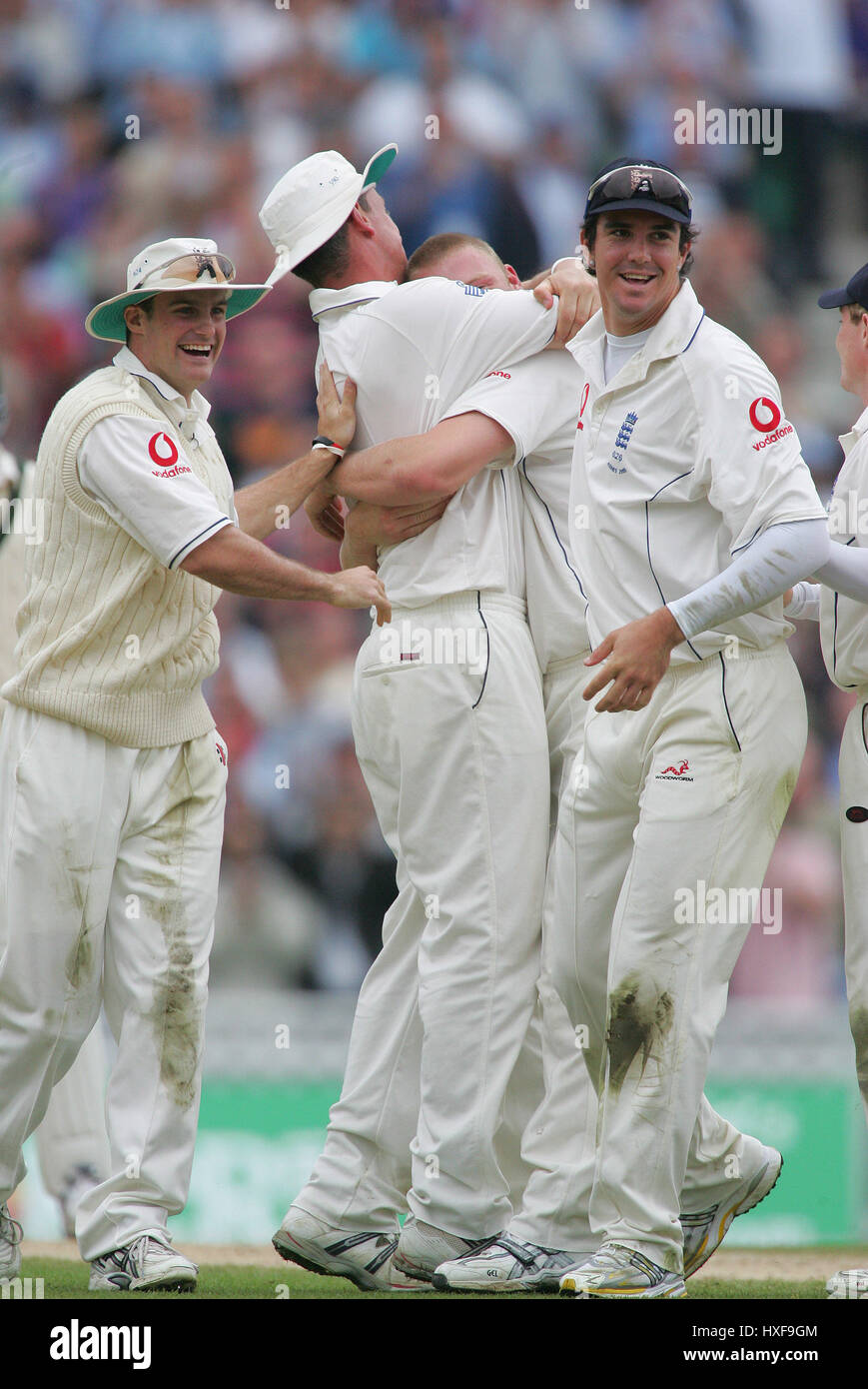 ANDREW FLINTOFF & ASHLEY GILES ENGLAND V Australien BRIT OVAL LONDON 11. September 2005 Stockfoto