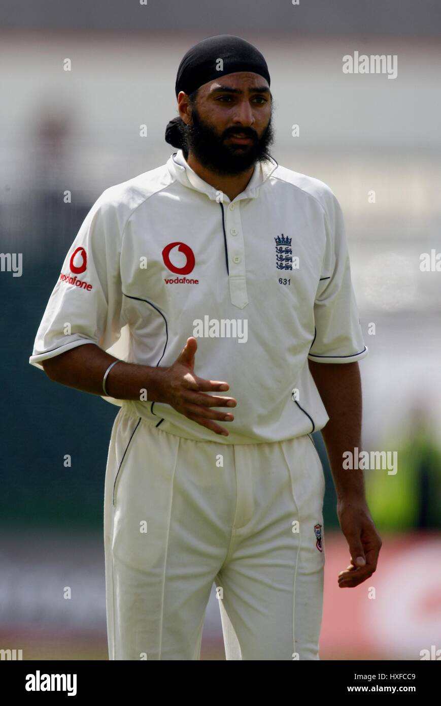 MONTY PANESAR ENGLAND & NORTHAMPTONSHIRE OLD TRAFFORD MANCHESTER ENGLAND 27. Juli 2006 Stockfoto