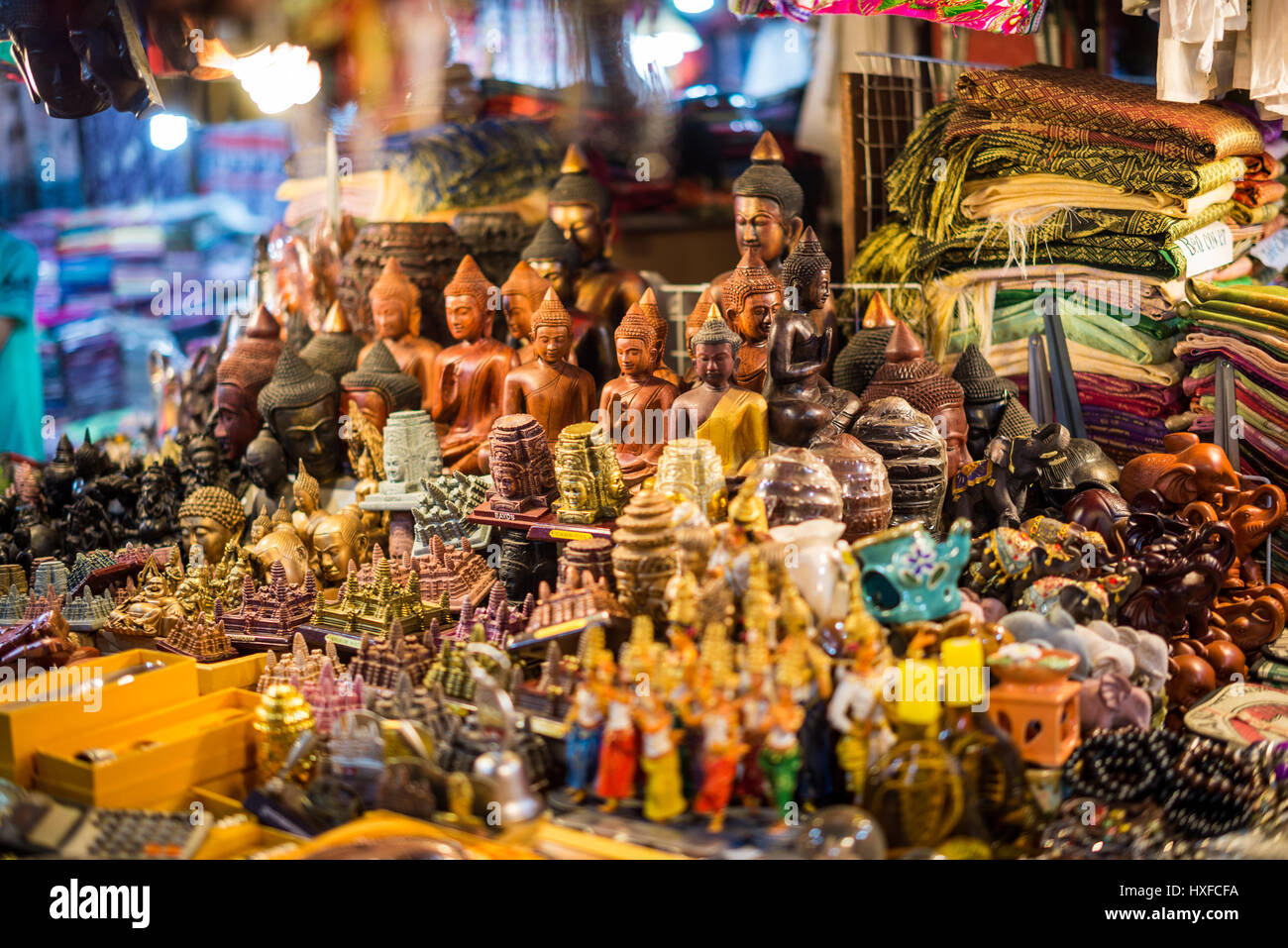 Souvenirs in der Nacht Markt, Siem Reap, Kambodscha, Asien. Stockfoto