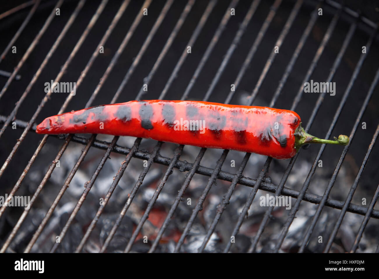 BBQ Grill und Paprika Stockfoto